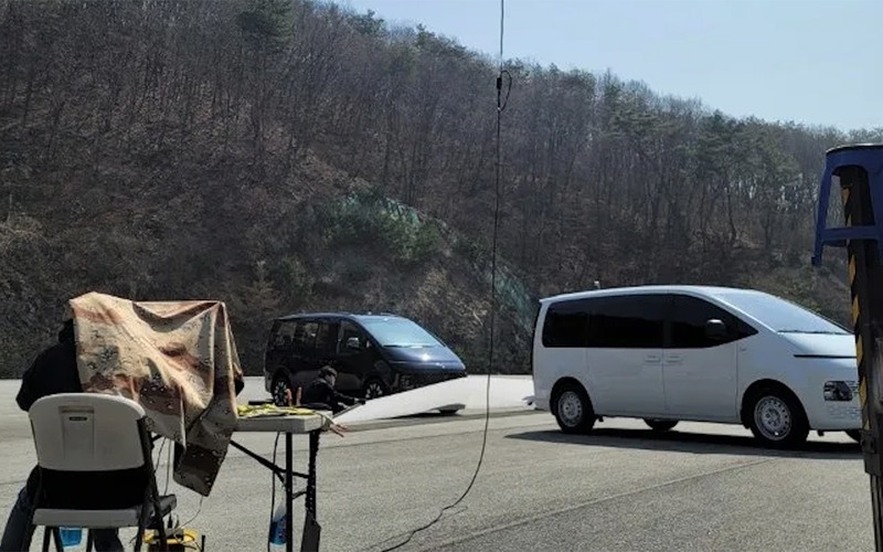 Минивэн Hyundai Staria впервые выехал на тесты