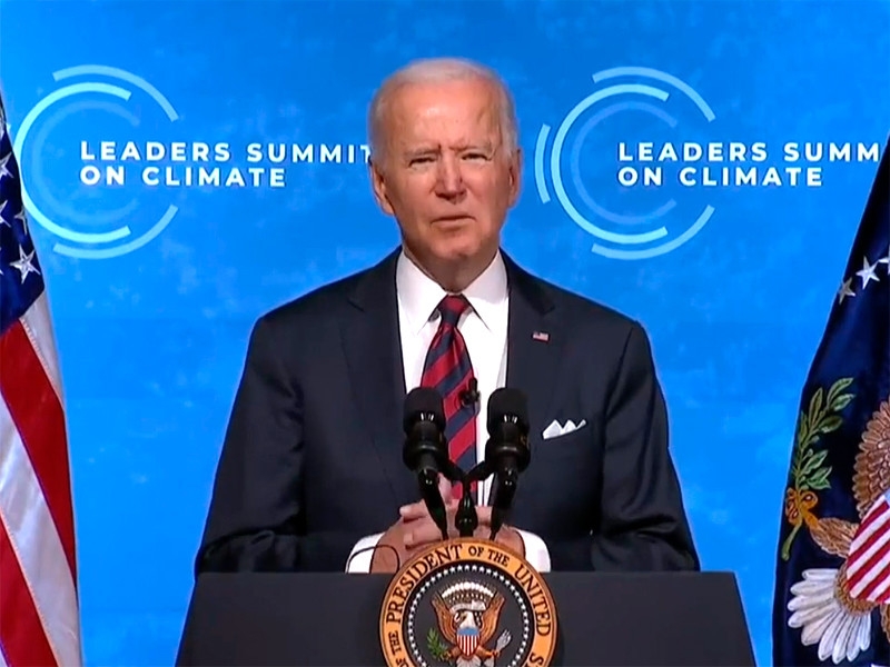 Байден на климатическом саммите заявил, что США к 2050 году прекратят вредные выбросы в атмосферу