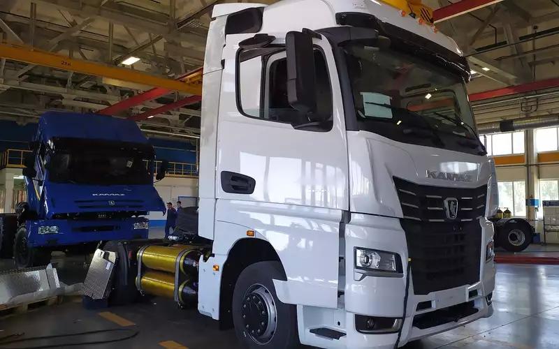 Газодизельный тягач КАМАЗ — собраны первые экземпляры