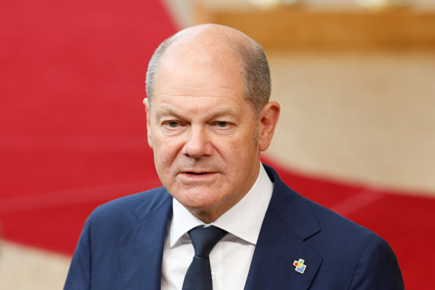 Немцы одобрили отказ Шольца поддержать Украину оружием