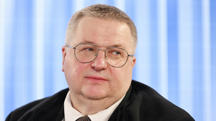 Оверчук: Россия и Пакистан запустят прямое железнодорожное сообщение - Новости на Вести.ru