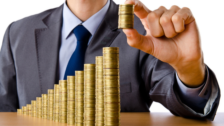 "Известия": семь российских банков из первой десятки снизили ставки по депозитам - Новости на Вести.ru