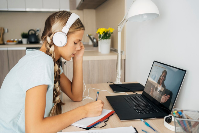 Домашняя школа с аттестатом: как получить среднее образование без посещения школы