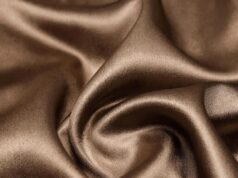 Сатин оптом: кому и когда может быть интересен