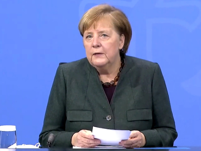 Ангела Меркель призвала российские власти "срочно" освободить Алексея Навального