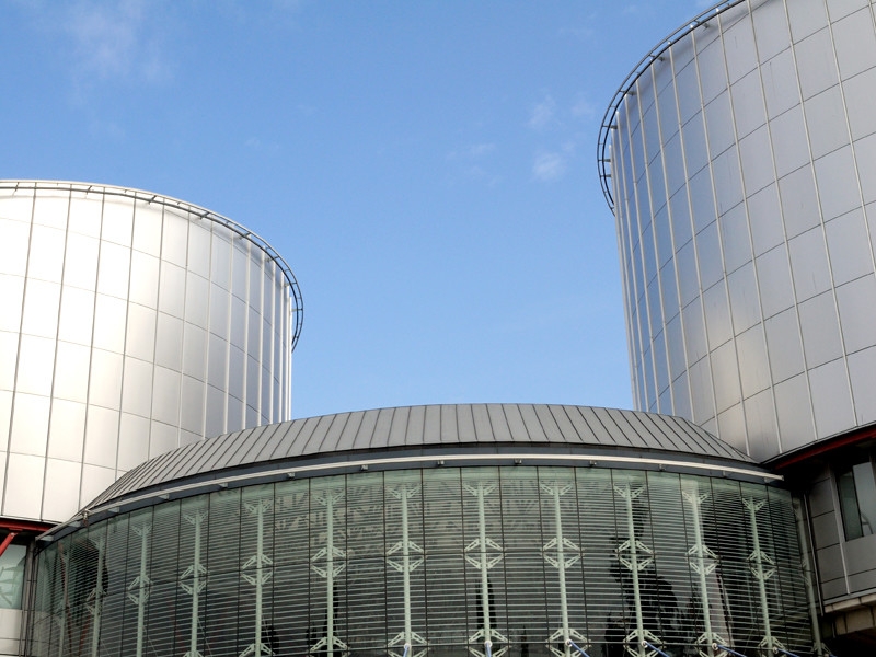 ЕСПЧ присудил участникам Майдана 322 тысячи евро компенсации по жалобам на жестокость силовиков и "титушек"