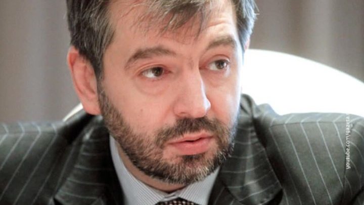 "Коммерсант": суд заочно арестовал скрывающегося на Украине бизнесмена Алякина - Новости на Вести.ru